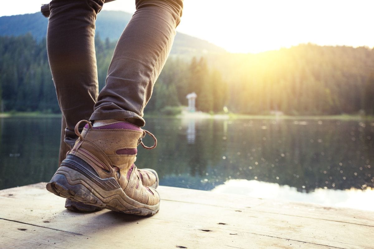 How Tight Should Hiking Boots Be? 