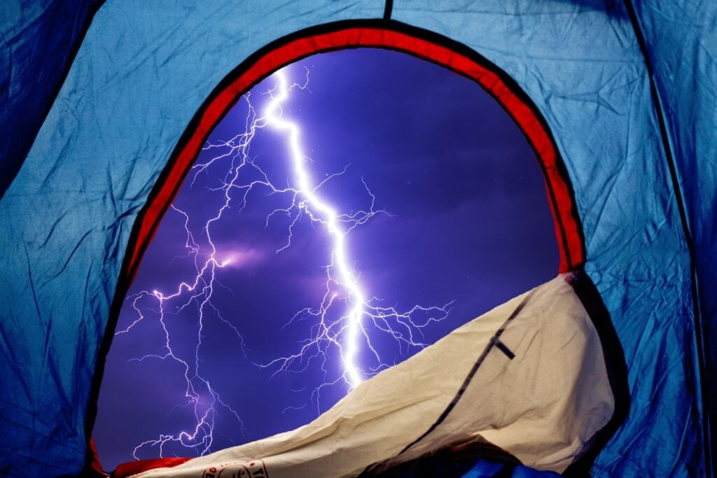 Are Rooftop Tents Safe in Wind or Storm?